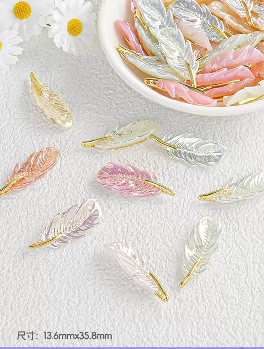 『V009 HDPEARL』 羽 UV変色