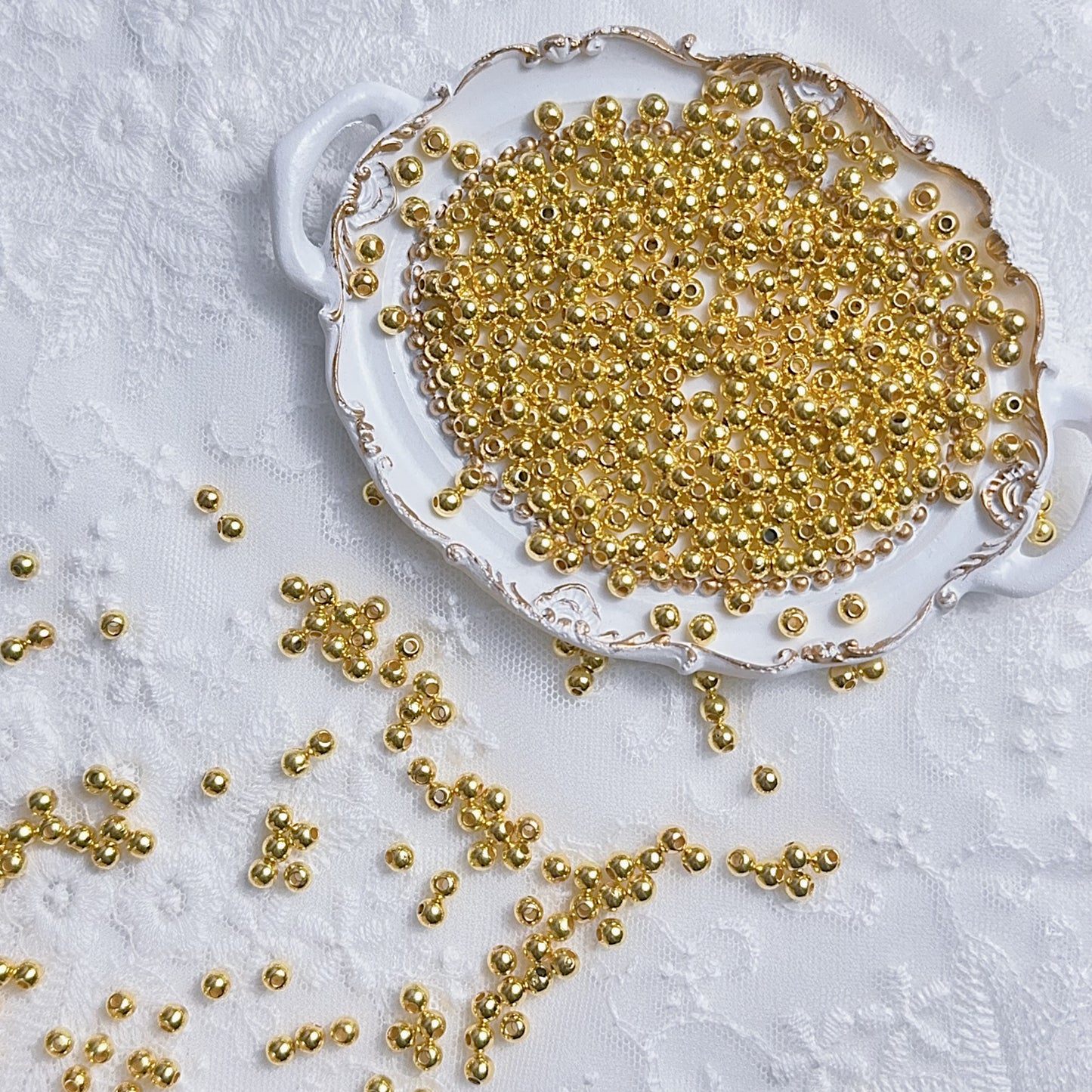 『Z002』GOLDスペーサービーズ 4mm