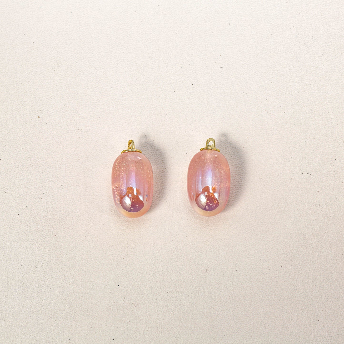 『V008 HDPEARL』 グレープペンダント 3×3.25mm